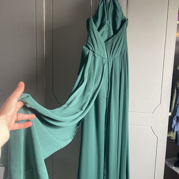 Floor length peep hole dress - Picture 3 of 3